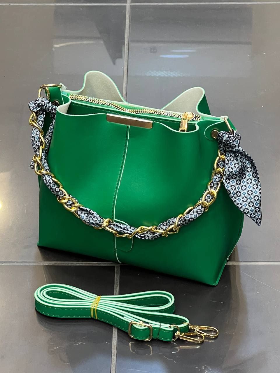 Style handbag