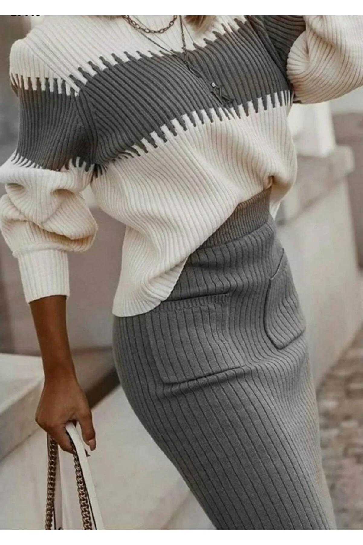 Pocket Detail Skirt and Sweater Set in Knitted Fabric - TE-27452-Standard