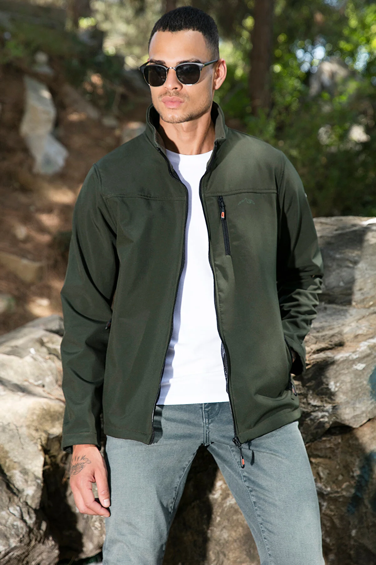 Buratti Water-Repellent Slim Fit Straight Collar Softshell Thin Jacket Men's Jacket 649003