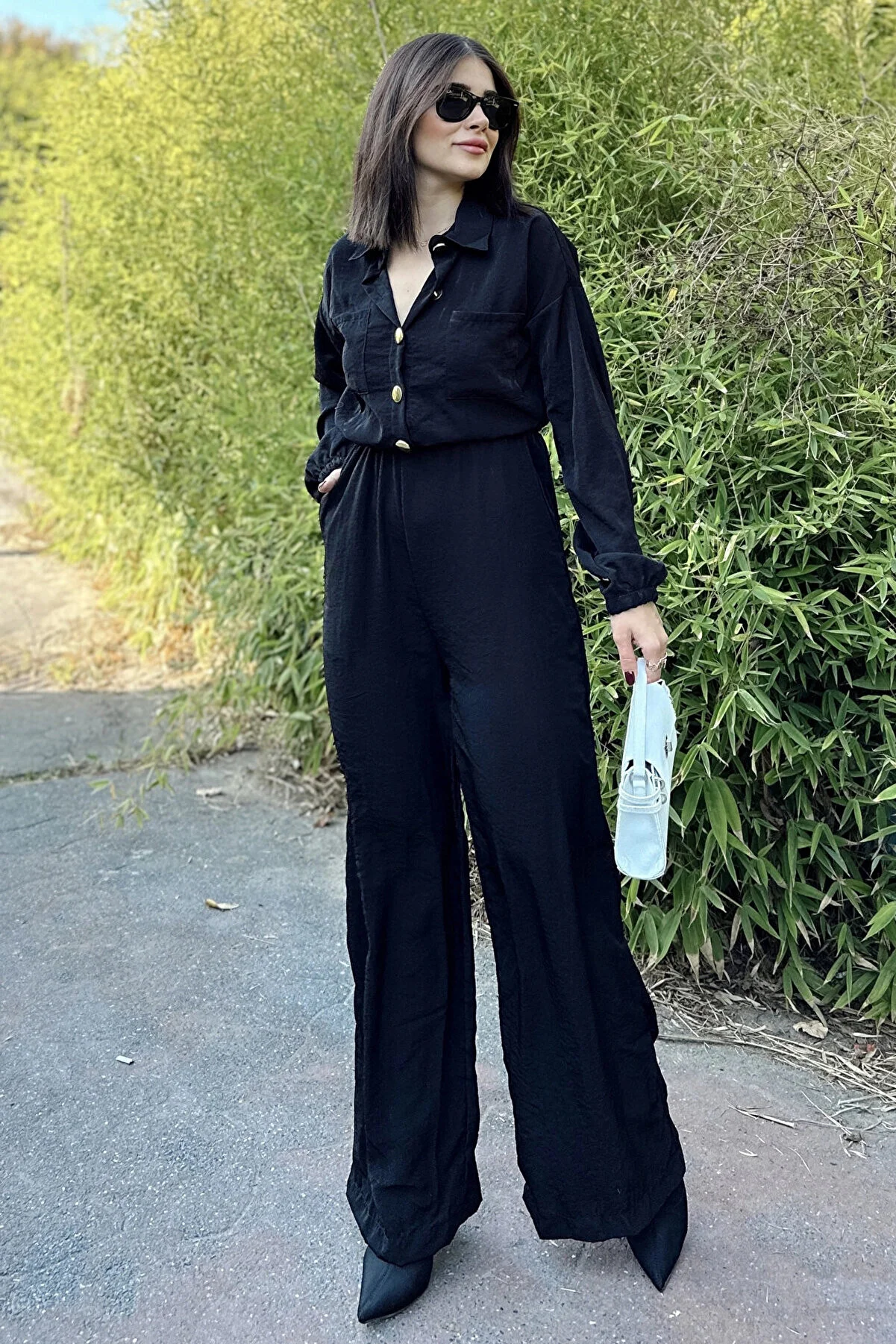 "New Laviva Women's Long Sleeve, Shirt Collar, Elastic Waist, 4-Pocket, Elastic Cuffs, Relaxed Jumpsuit - NY3360"