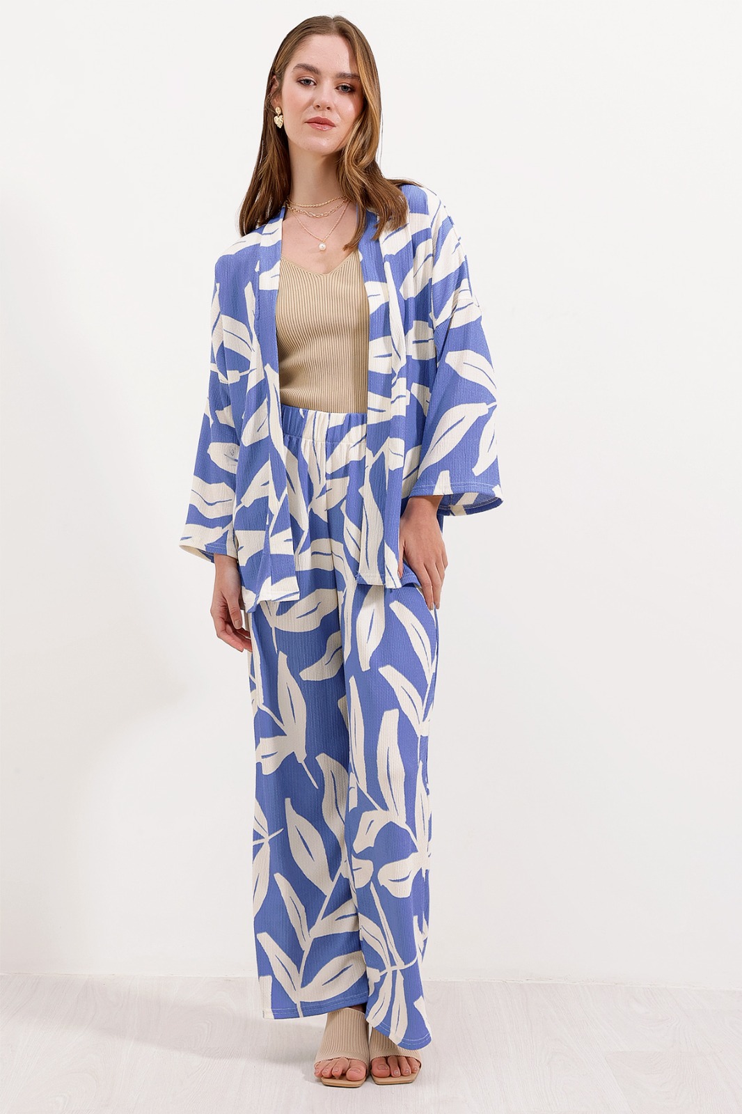 Light and comfortable Turkish summer set