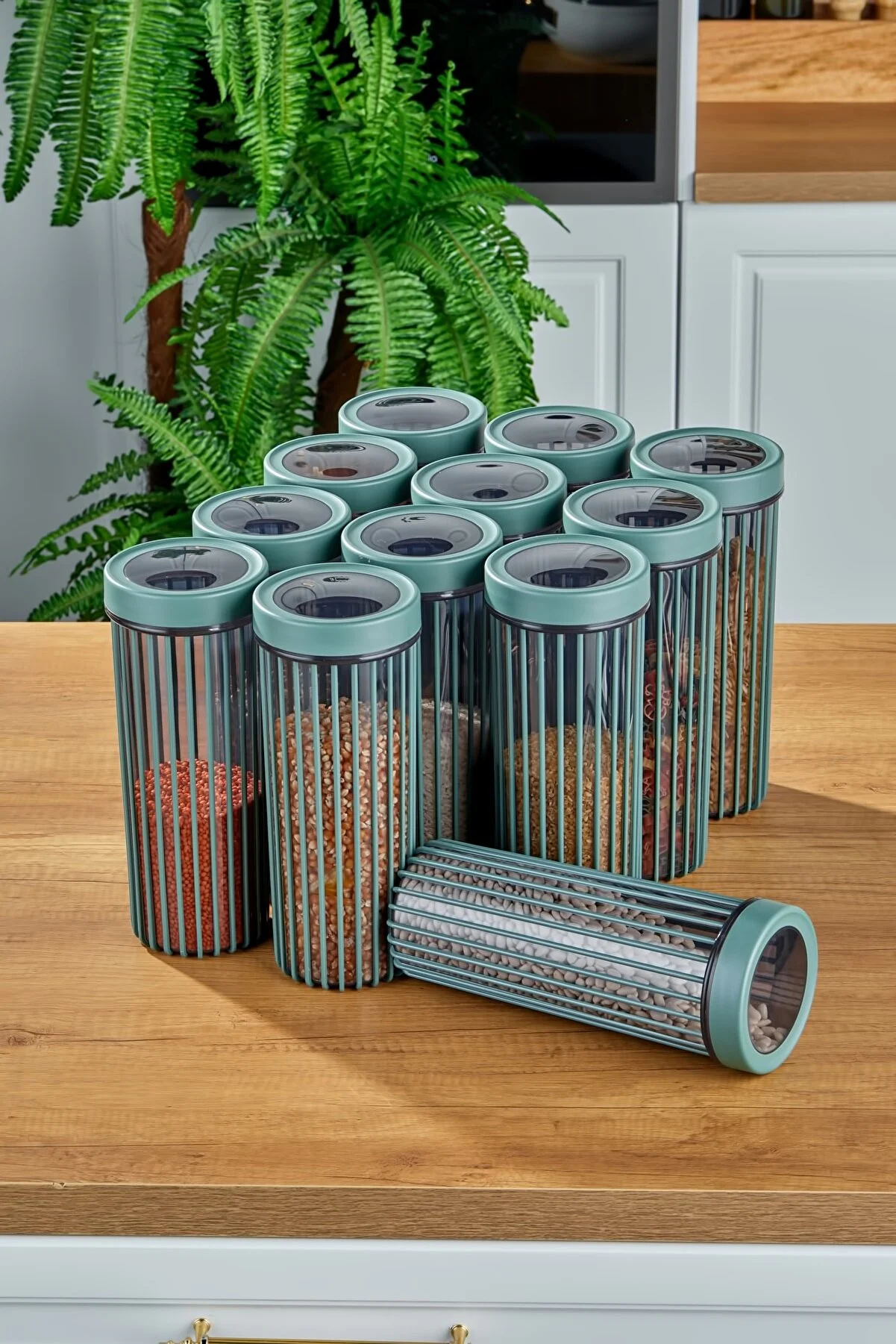 Stile Cucina 12-Piece Round Storage Container, 1.70  , 0.5 Liters, Green