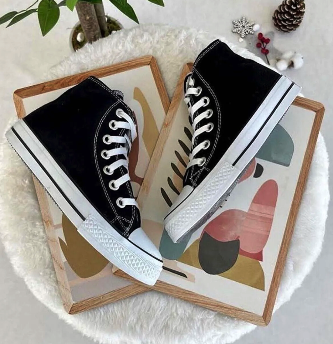 livens New Season Turtleneck Convers