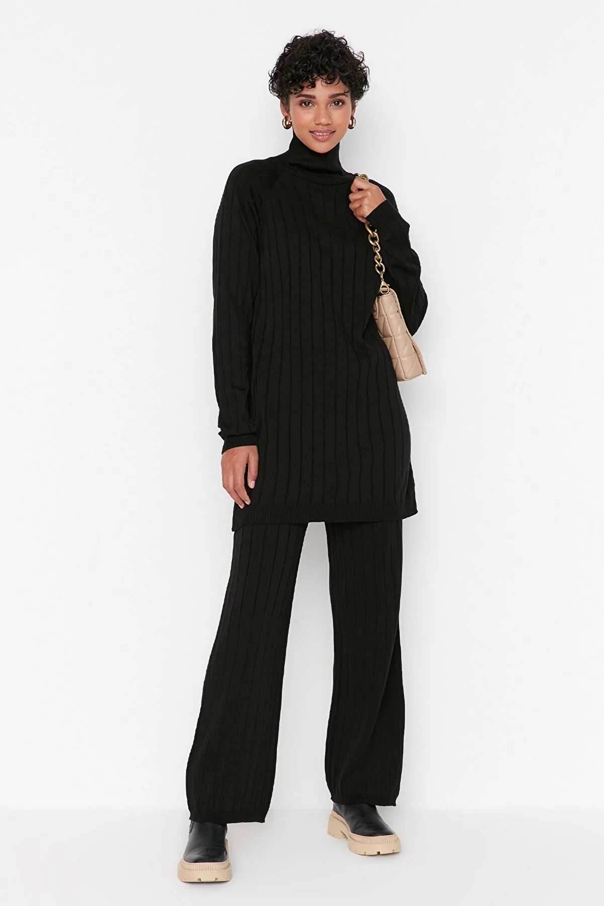 Stylish Black Ribbed Fisherman's Neck Sweater-Pants Knit Set - TCTAW23US00002