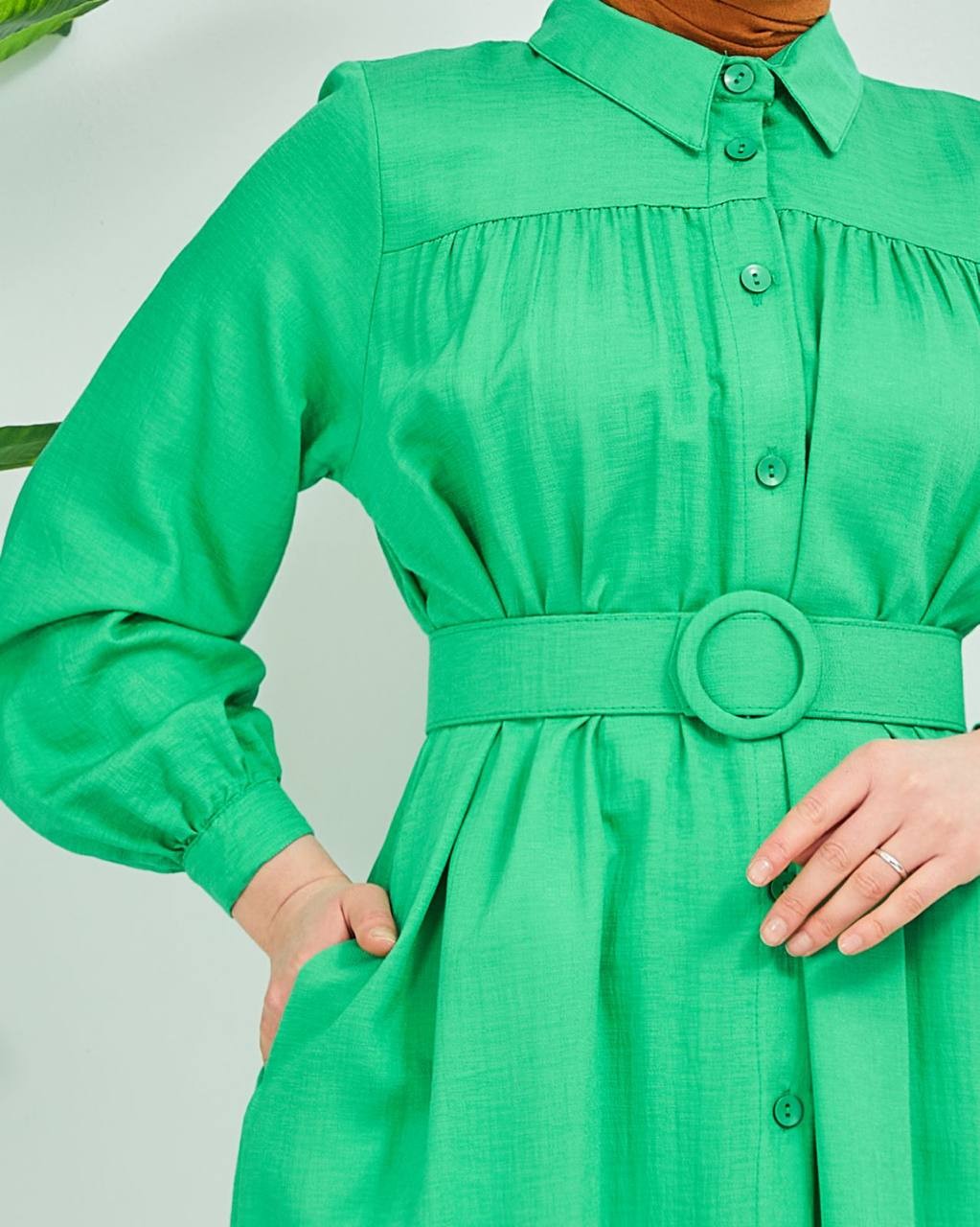 dress24y8934